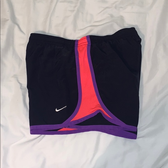 Nike DRI-FIT athletic shorts - Picture 3 of 5